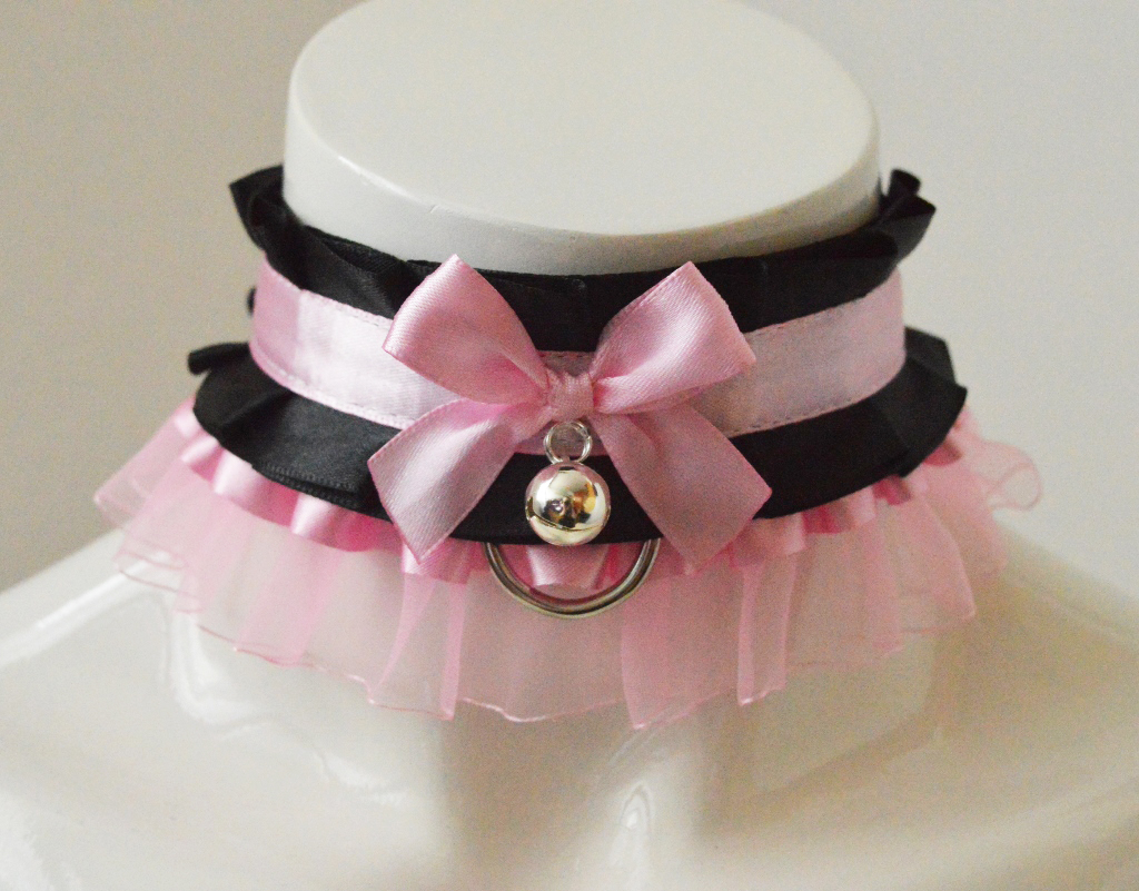 Made to Order - Kitten play collar - Hidden darkness - black pastel pink choker w/ bell and leash ring - Image 3
