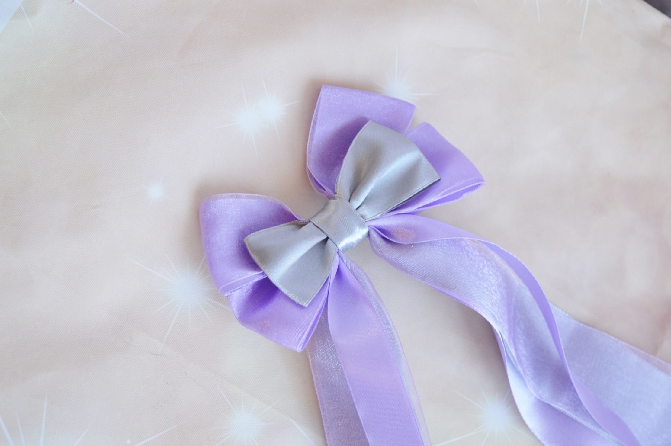 Hair bow - pastel violet