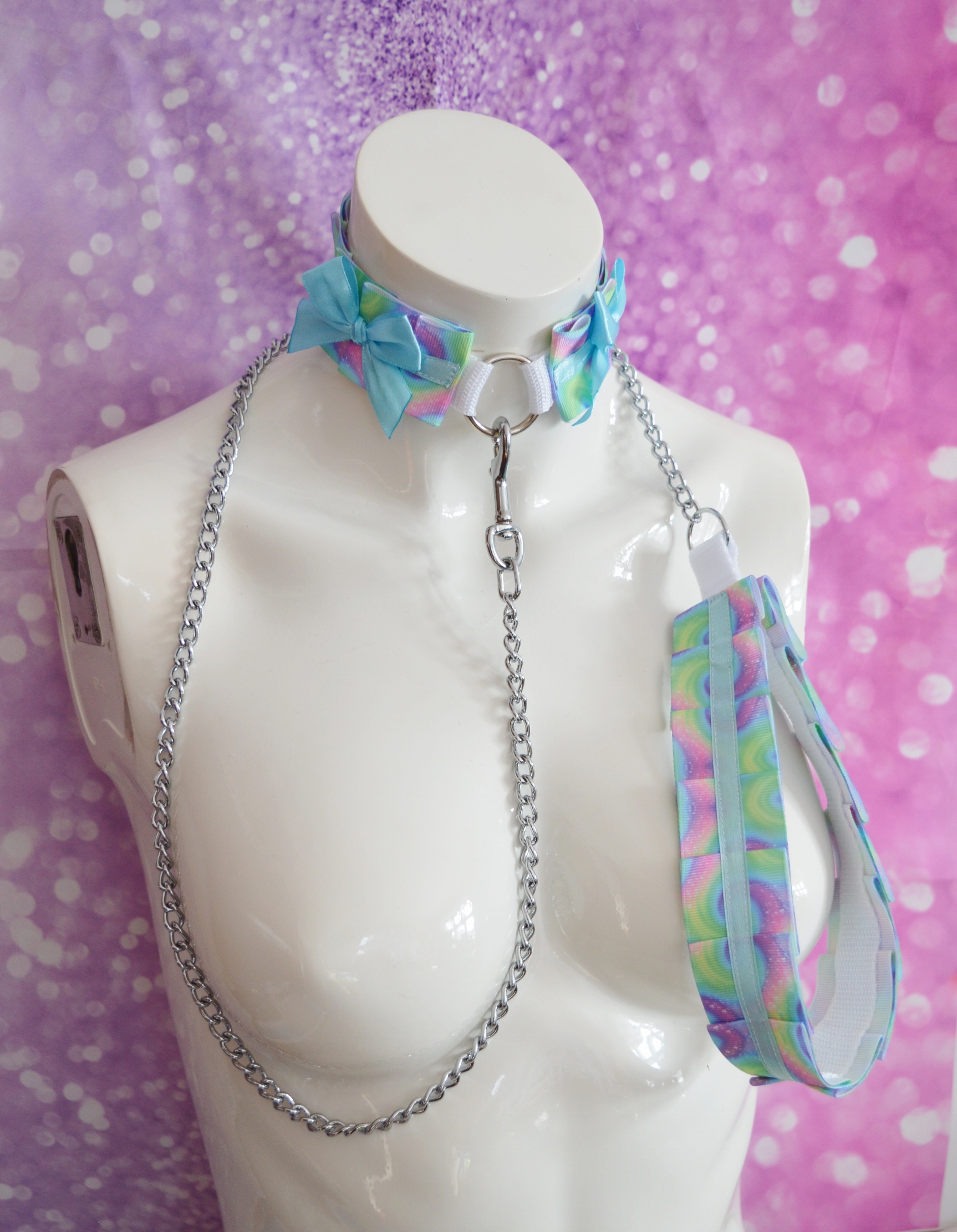 Kitten play collar and leash set - Chained Rainbow