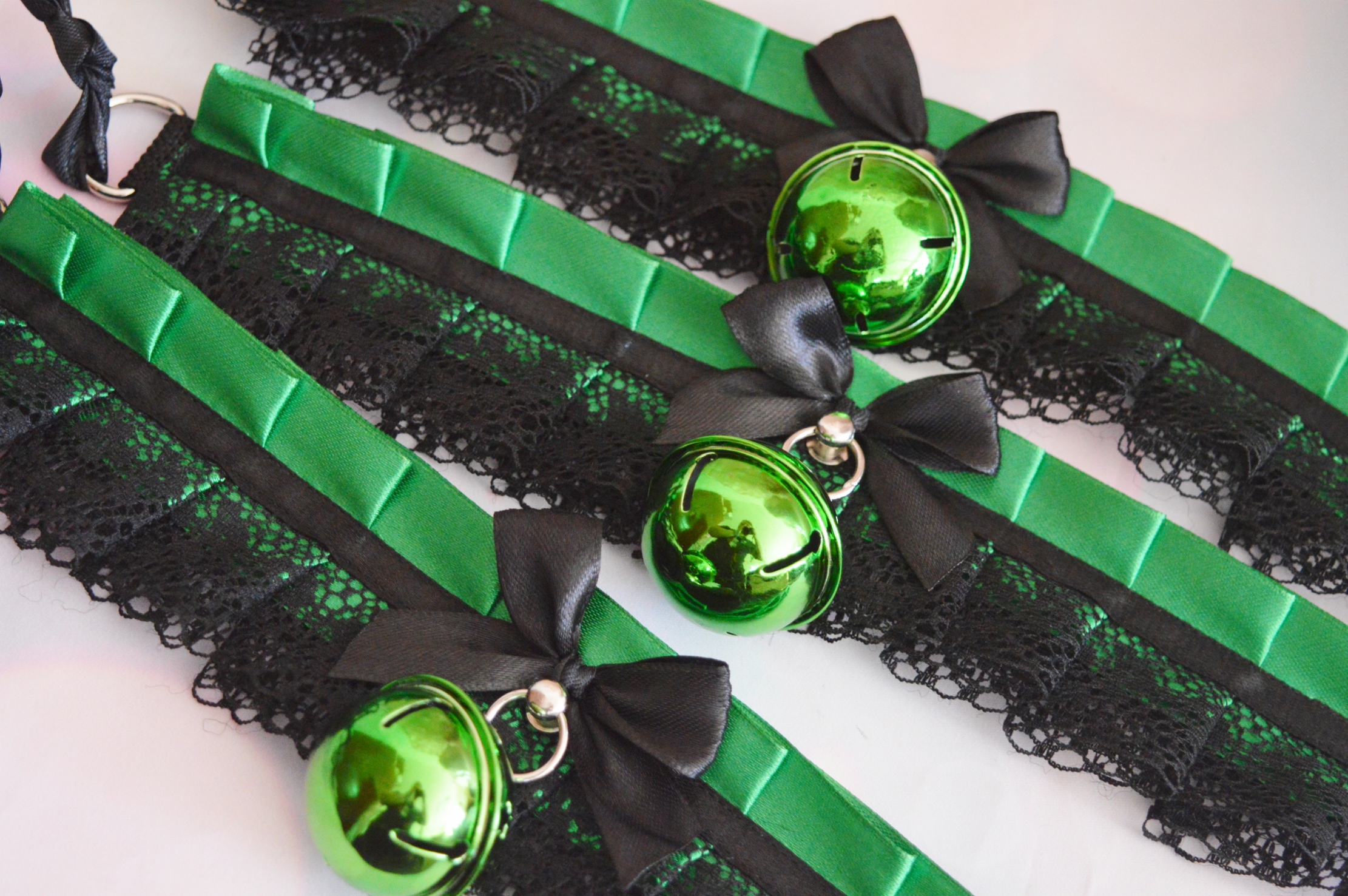Premade Gothic kitty choker - Loki Princess - victorian collar necklace - fantasy lolita green satin lace choker - Nekollars - Image 2