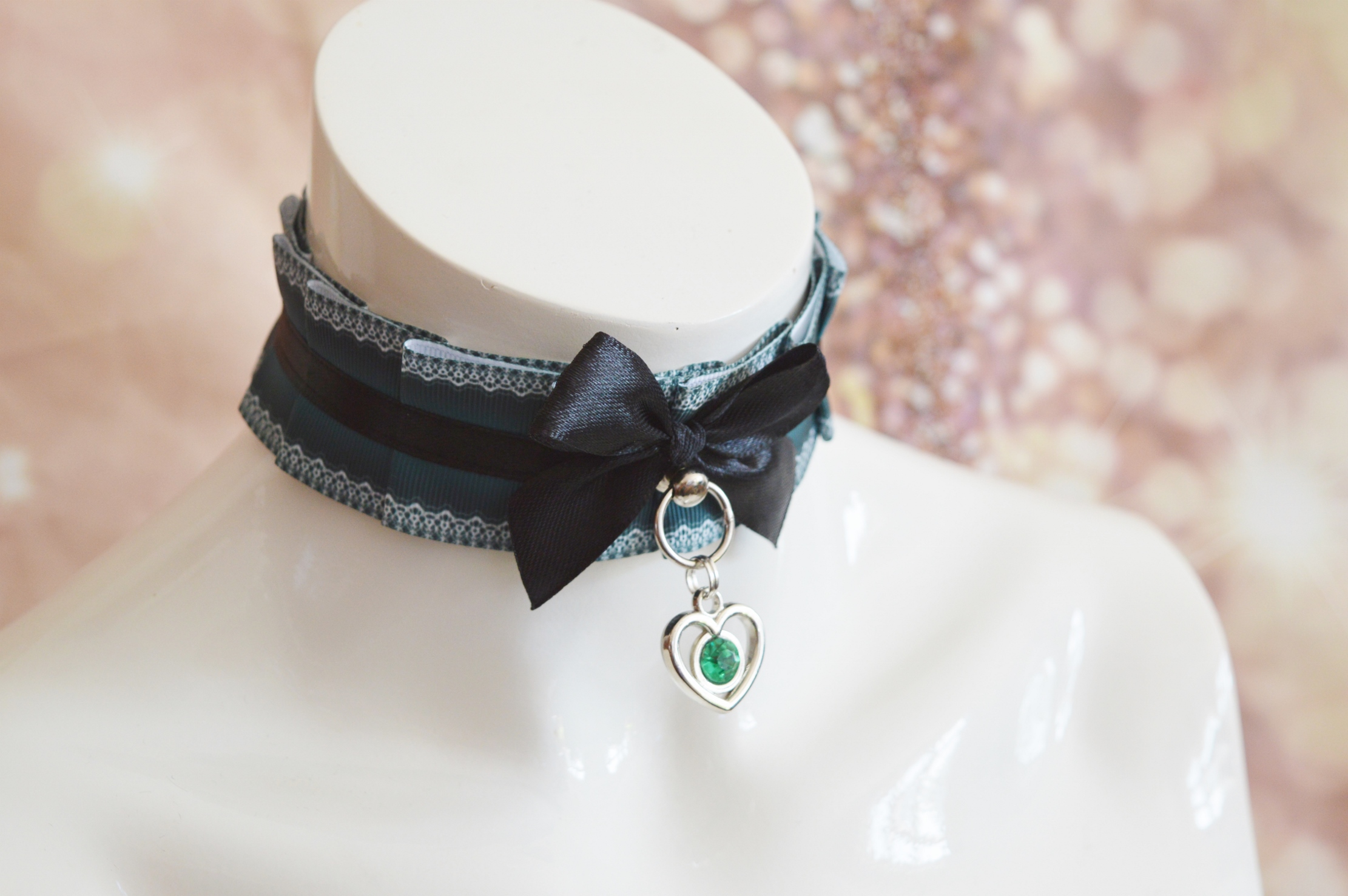 Premade Gothic collar - Green Heart - Goth lolita handmade gear by Nekollars - Image 10